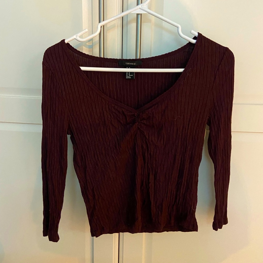 Forever 21 Cropped Vneck